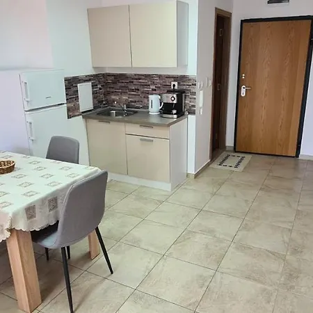 Apartament Ultima - Super Center