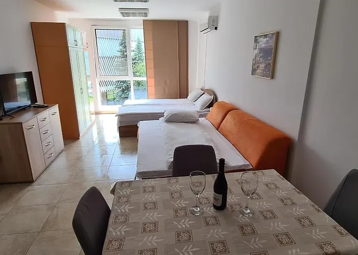 Ultima - Super Center Apartamento *